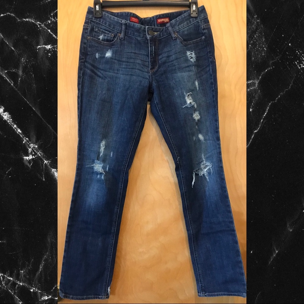Distressed Skinny Jean